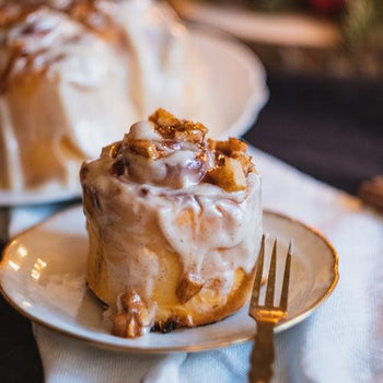 Keto Cinnamon Roll Mug Cake