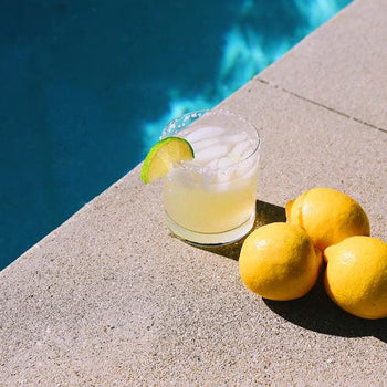8 Refreshing Non-Alcoholic Drinks for Summer (With Exact Ratios)